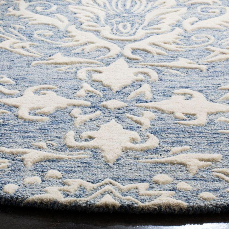 Blossom BLM107 Hand Tufted Indoor Accent Rug - Blue/Ivory - 4' Round - Safavieh