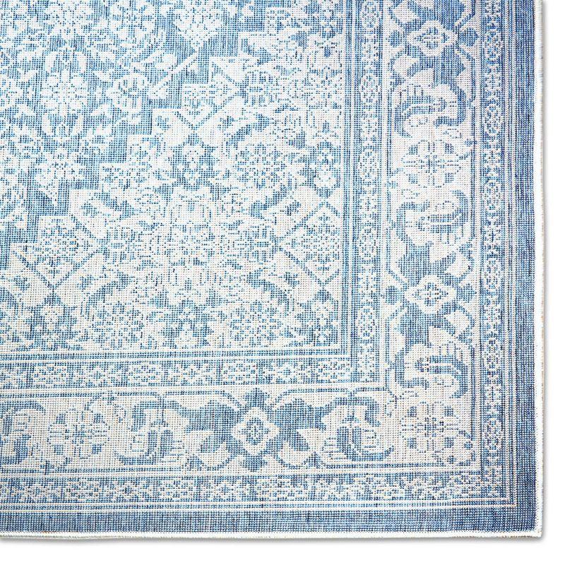 Persian Persian Inspired Blue/Gray Area Rug