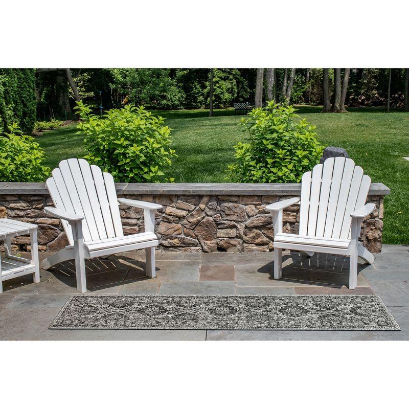 Liora Manne Carmel Vintage Floral Indoor/Outdoor Rug Black 1'11" x 7'6"
