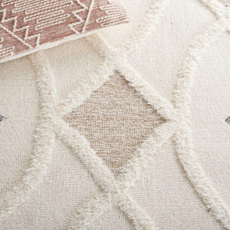 Casablanca CSB991 Hand Tufted Area Rug - Ivory/Brown - 4'x6' - Safavieh.