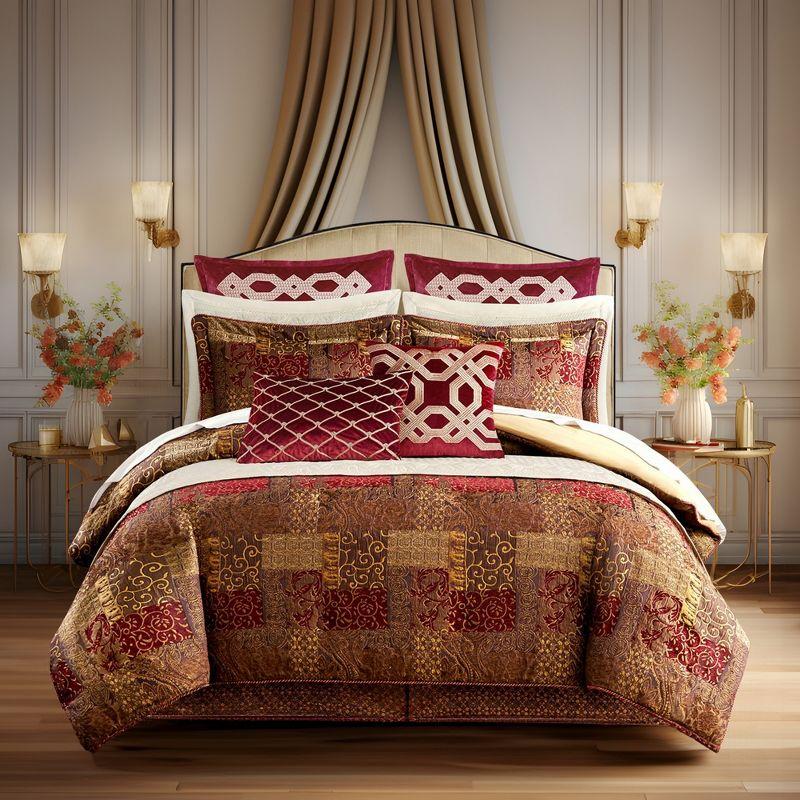 Croscill Croscill Galleria 4 Piece Chenille Jacquard Comforter Set