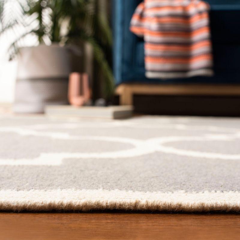 Dhurries DHU633 Hand Woven Area Rug - Grey/Ivory - 5'x8' - Safavieh.