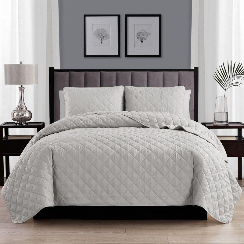 Swift Home | Essential Diamond Stitched 3-Piece Quilt Set Light Blue King/Cal King