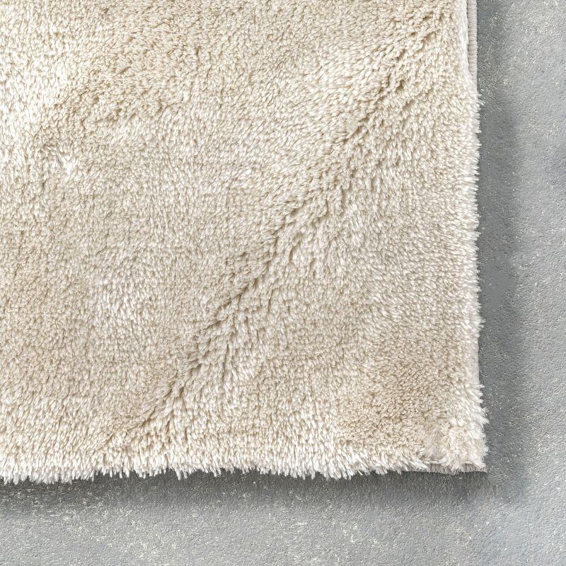 Nuloom Loni Cozy Plush Solid Pet Friendly Premium Machine Washable Shag Area Rug, Square 6' x 6', Cream