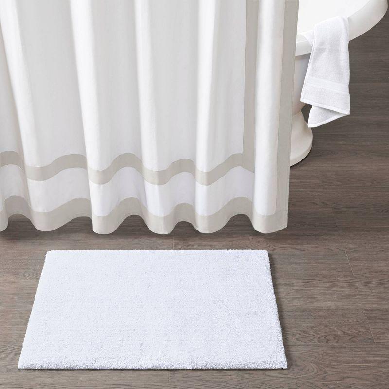 Luxurious Marshmallow White 24" x 40" Tufted Microfiber Bath Rug