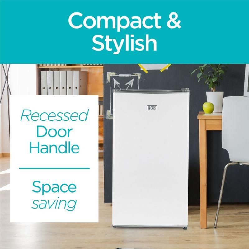 BLACK+DECKER 3.2 cu. ft. Freestanding Mini Fridge with Freezer