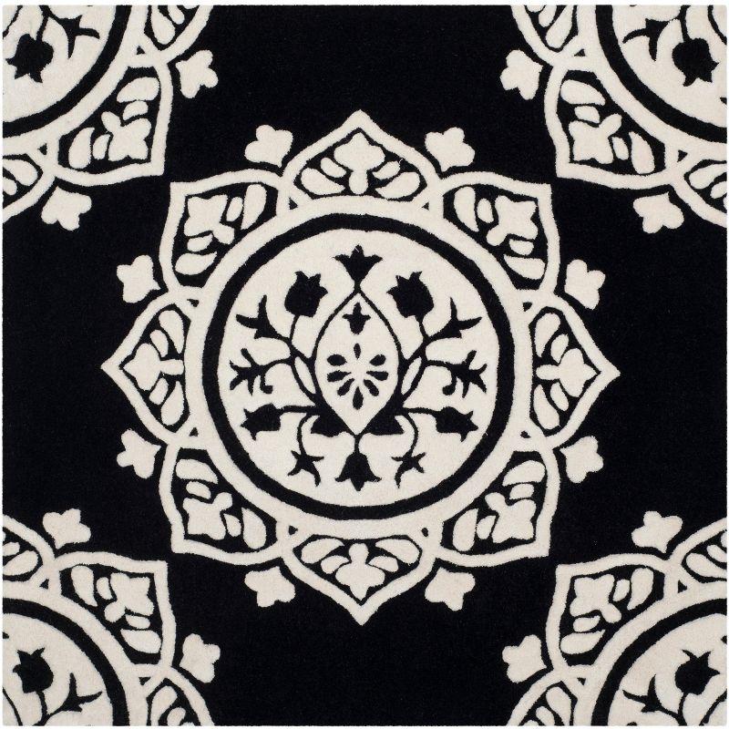 Bella BEL136 Hand Tufted Indoor Area Rug - Black/Ivory - 5'x5' - Safavieh