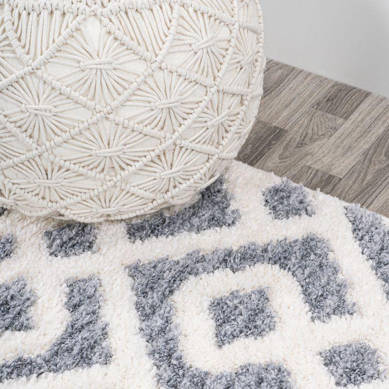 3' x 5' Astrid Retro Trellis High-Low Area Rug, Cream/Gray - JONATHAN Y