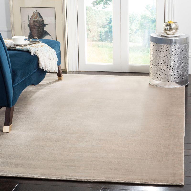 Mirage MIR344 Hand Loomed Indoor Area Rug - Silver - 4'x6' - Safavieh