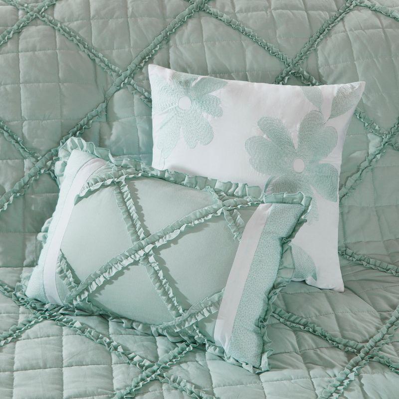 Mindy Traditional 9 Piece Comforter Set