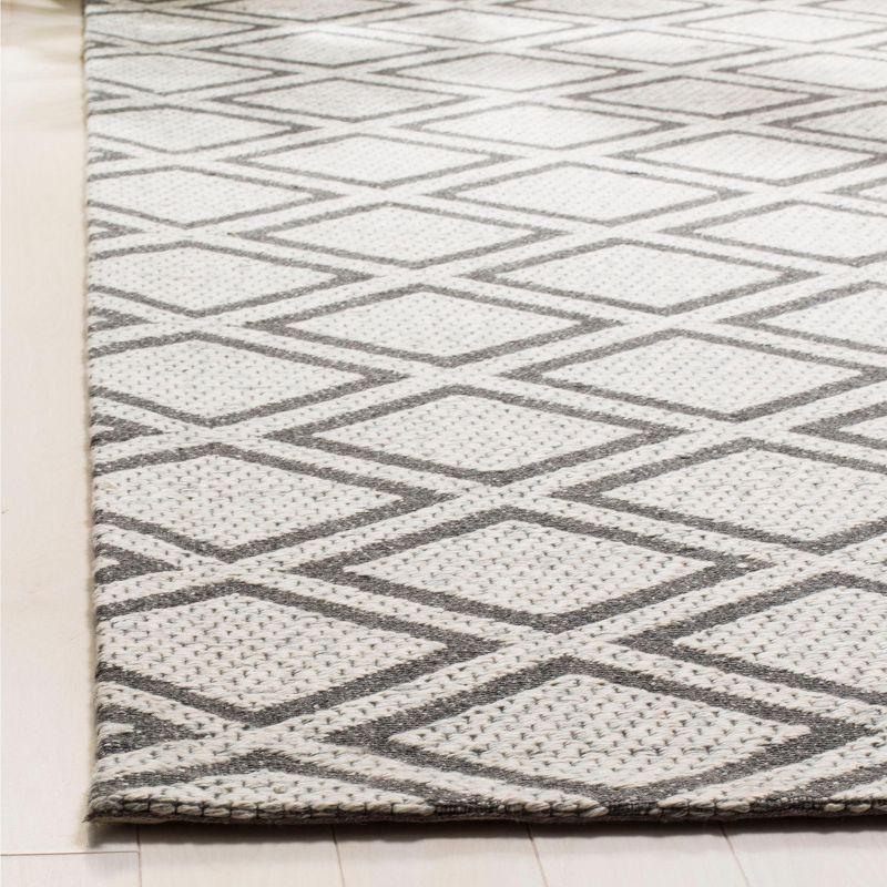 Elegant Gray 8' x 10' Hand-Tufted Wool Area Rug with Reversible Design