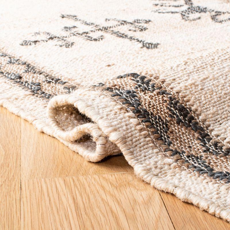 Kilim KLM762 Hand Woven Runner Rug - Ivory/Black - 2'3"x9' - Safavieh.