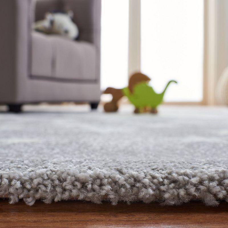 Carousel Kids CRK135 Power Loomed Area Rug - Light Grey/White - 3'3"x5'3" - Safavieh.