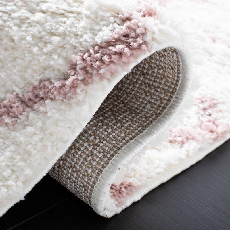 Berber Shag BER165 Power Loomed Indoor Area Rug - Ivory/Light Rose - 4'x6' - Safavieh