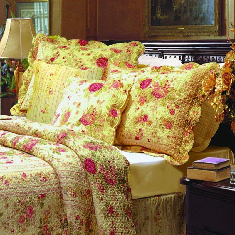 Antique Rose Cotton Reversible Quilt Set with Throw Pillows