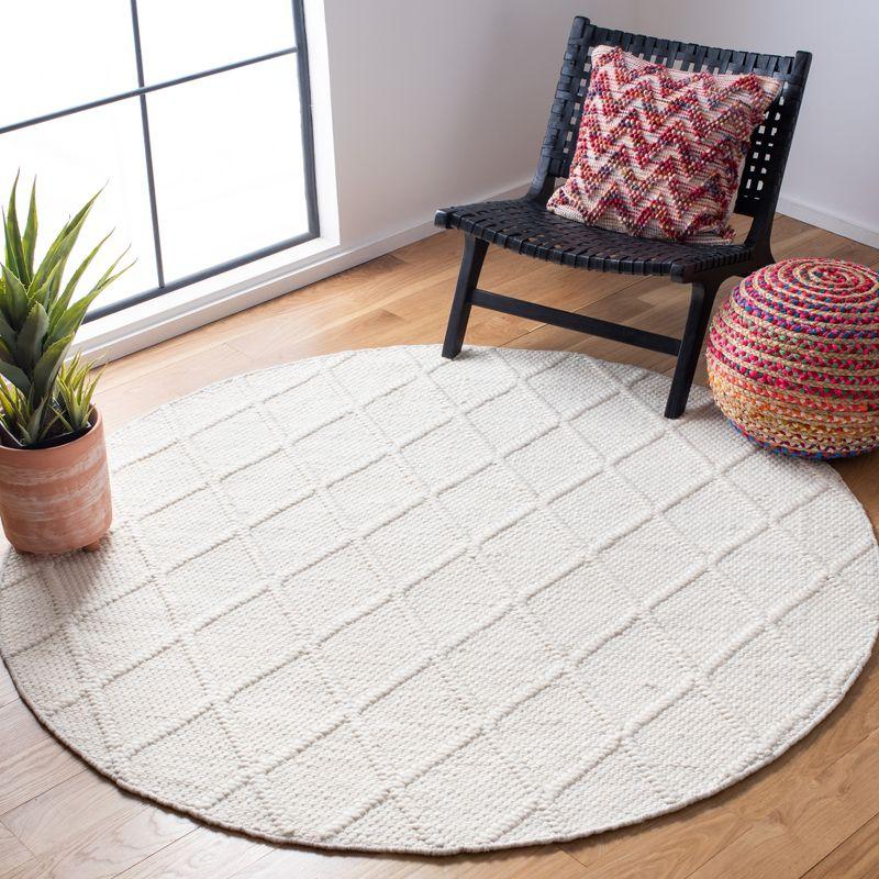 Natura NAT310 Hand Woven Area Rug - Ivory/Ivory - 8' round - Safavieh.