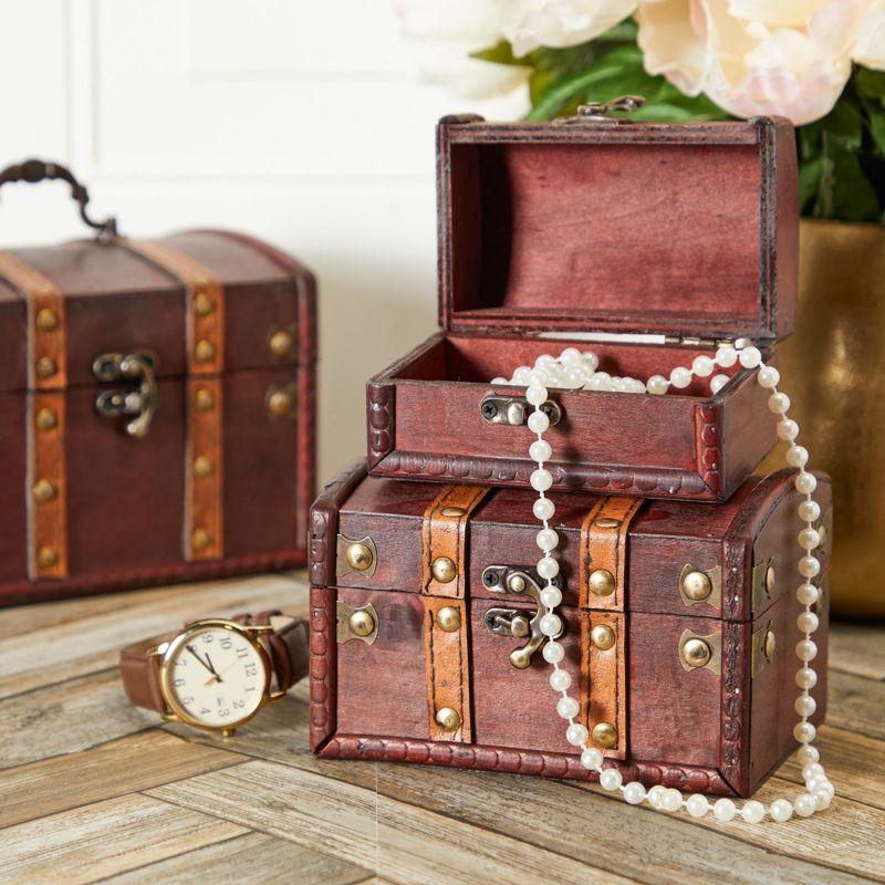 Juvale Set of 3 Small Wooden Treasure Chest Boxes, Decorative Vintage Style Storage Boxes for Jewelry Keepsakes (3 Sizes)