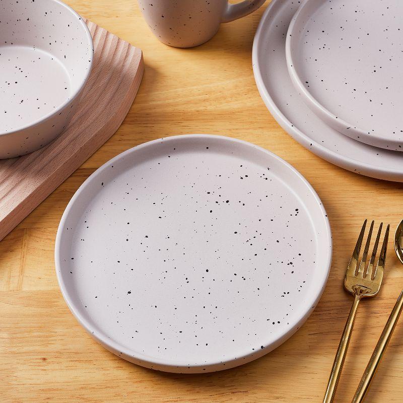 Stone Lain Jade 16-Piece Stoneware Dinnerware Set, Service for 4, Taupe