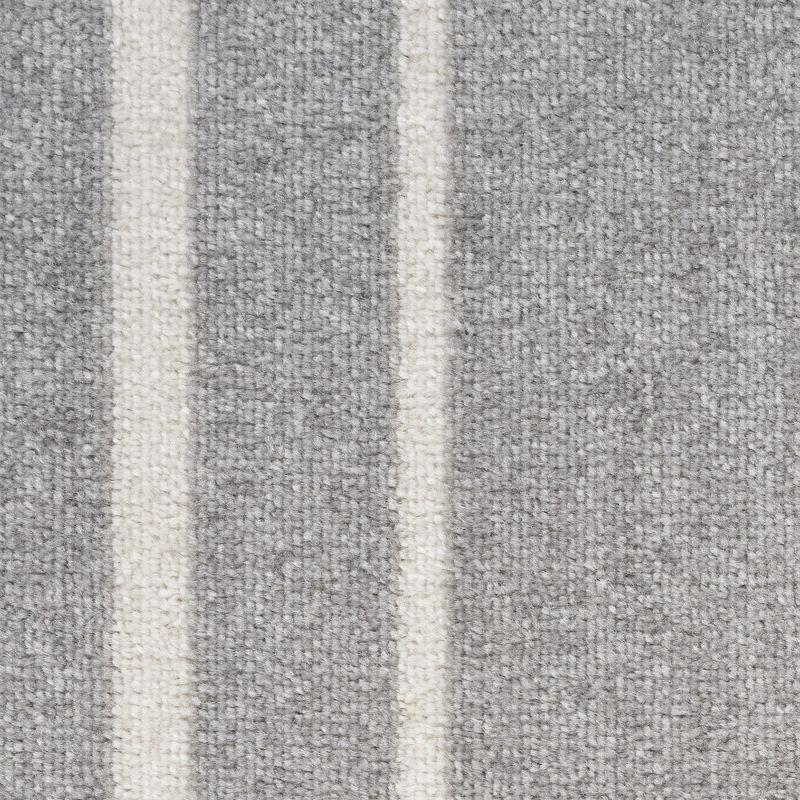 Essentials Grey/Ivory Synthetic 5' x 7' Easy-Care Outdoor Rug