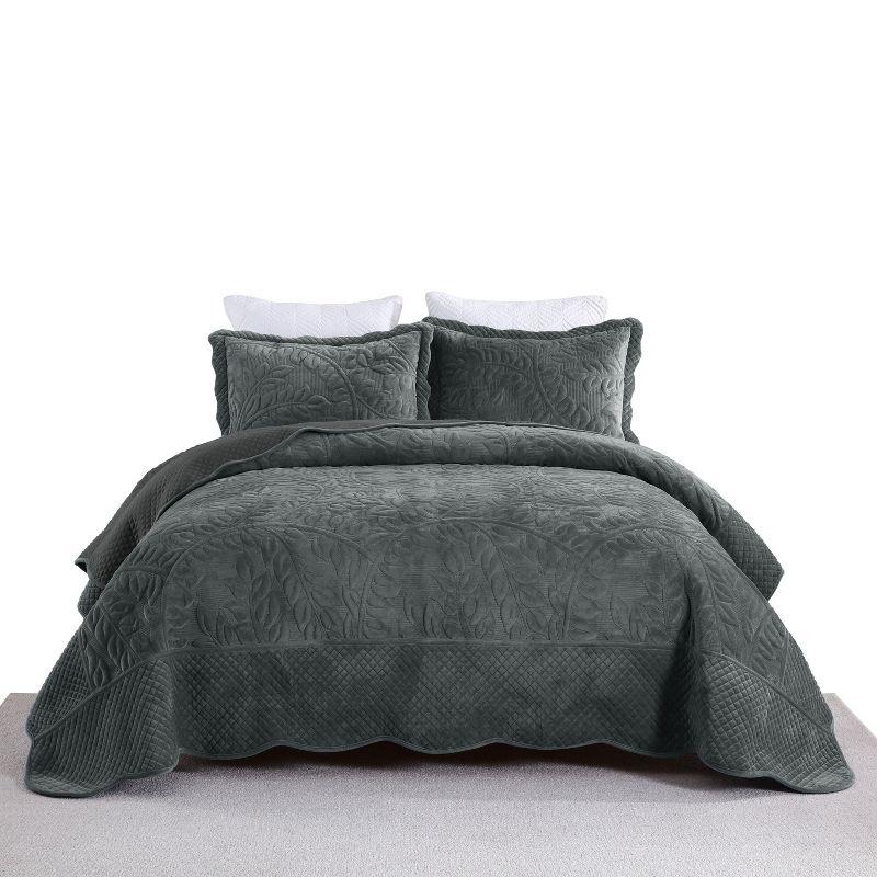 MarCielo Marcielo Oversized Embroidered Velvet Quilt Set With 2 Pillow Shams