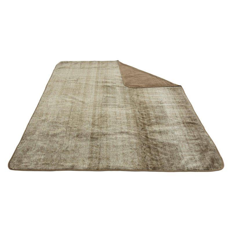 Cozy Waterproof Pet Throw