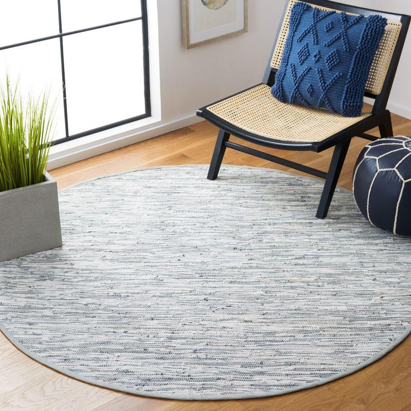 Montauk MTK753 Hand Woven Area Rug - Silver - 6' Round - Safavieh.