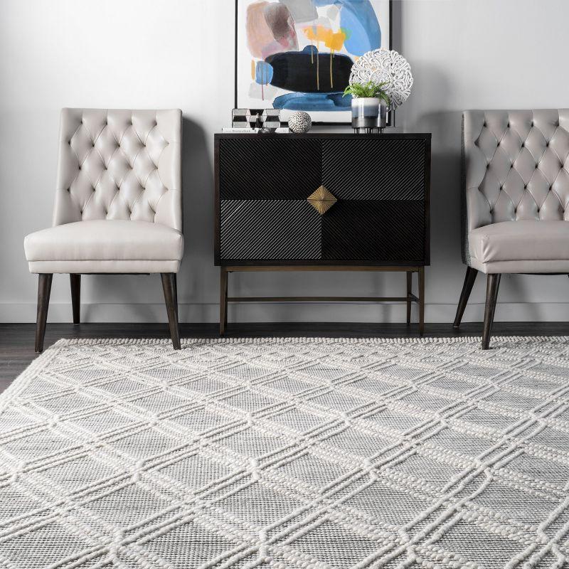 Nuloom Natti Contemporary Trellis Kitchen Runner Indoor Area Rug - Hallway, Entryway, 2' 6" x 6', Gray
