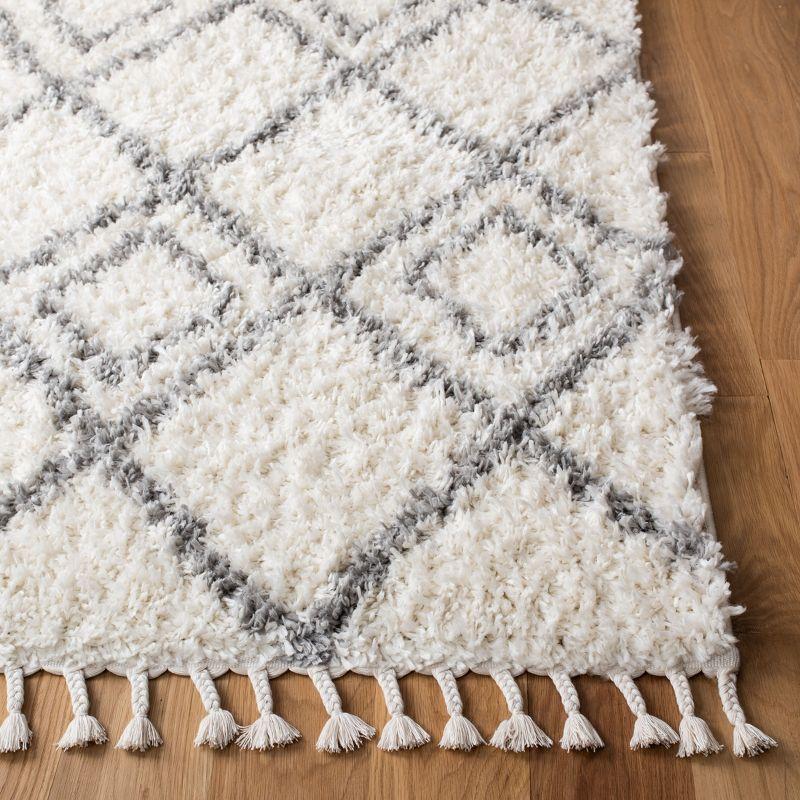 Moroccan Tassel Shag MTS335 Power Loomed Area Rug - Ivory/Light Grey - 5'3"x7'6" - Safavieh.