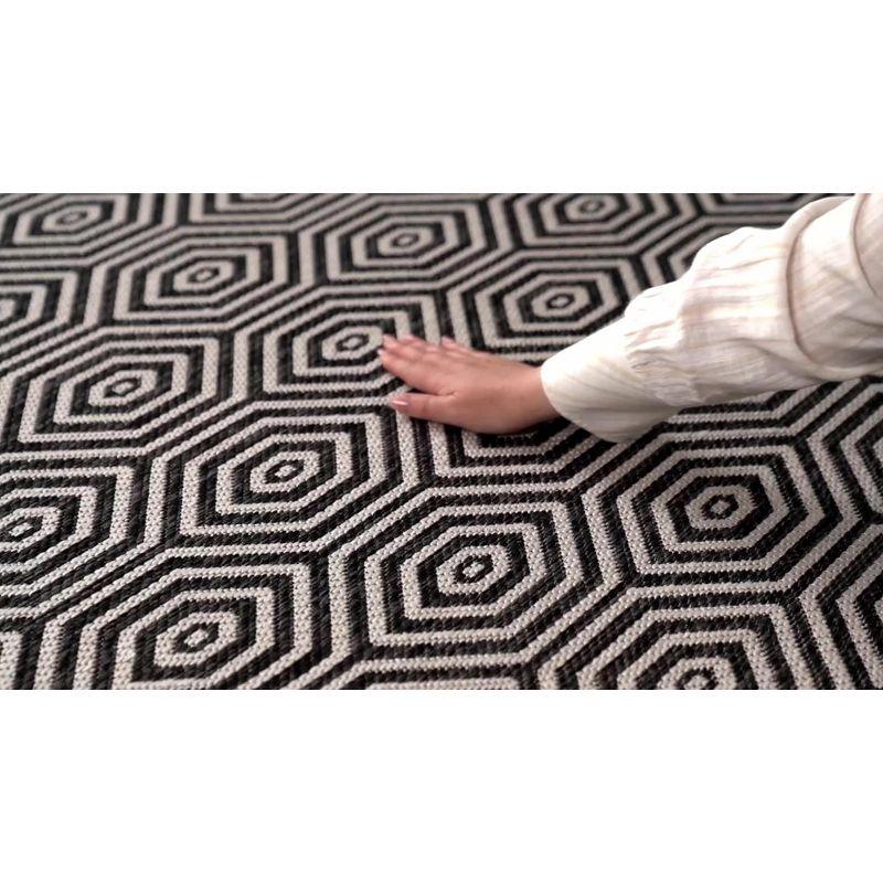 World Rug Gallery Modern Geometric Textured Flat Weave Indoor/Outdoor Area Rug - BROWN 7'10"X10'