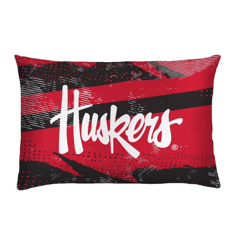 NCAA Nebraska Cornhuskers Slanted Stripe Twin Bedding Set in a Bag - 4pc