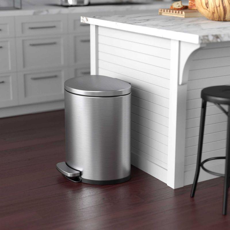 iTouchless Step Pedal Kitchen Trash Can with AbsorbX Odor Filter and Removable Inner Bucket 5 Gallon Semi-Round Stainless Steel