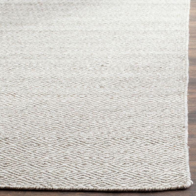 Ivory and Graphite Handwoven Wool Kilim Area Rug 5' x 8'