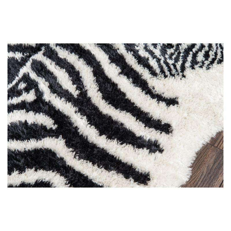 Novelty Khalhari Animal Print Handmade Tufted Black/White Area Rug