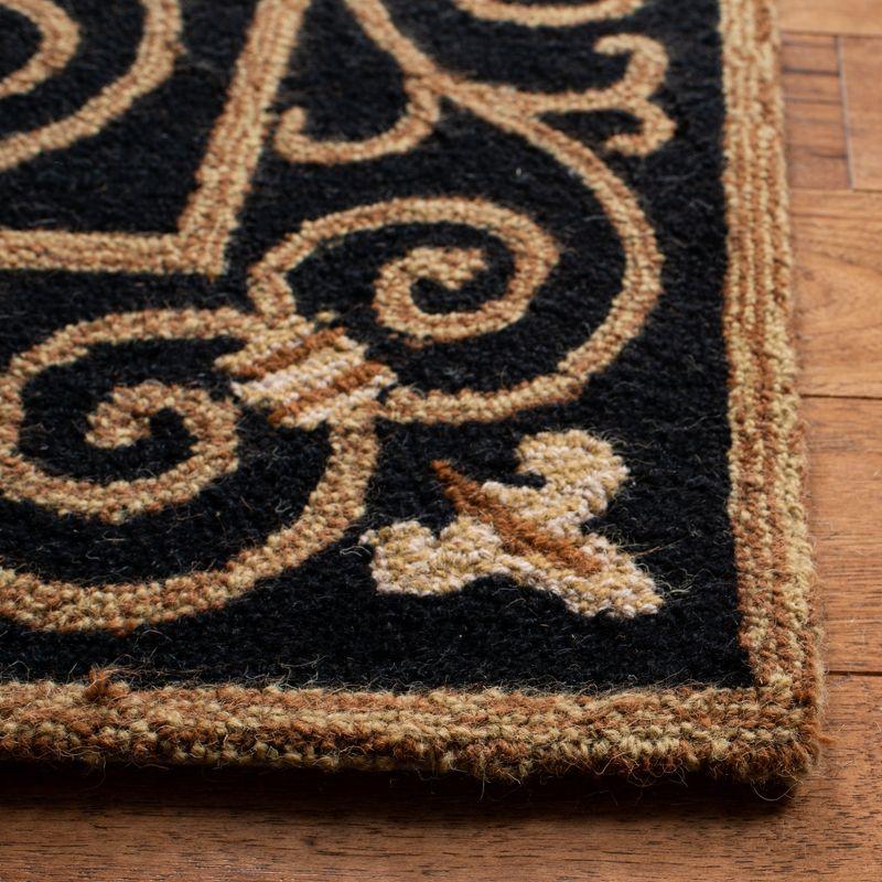 Chelsea HK11 Handmade Accent Rug - 2'6"x4' - Black - Safavieh