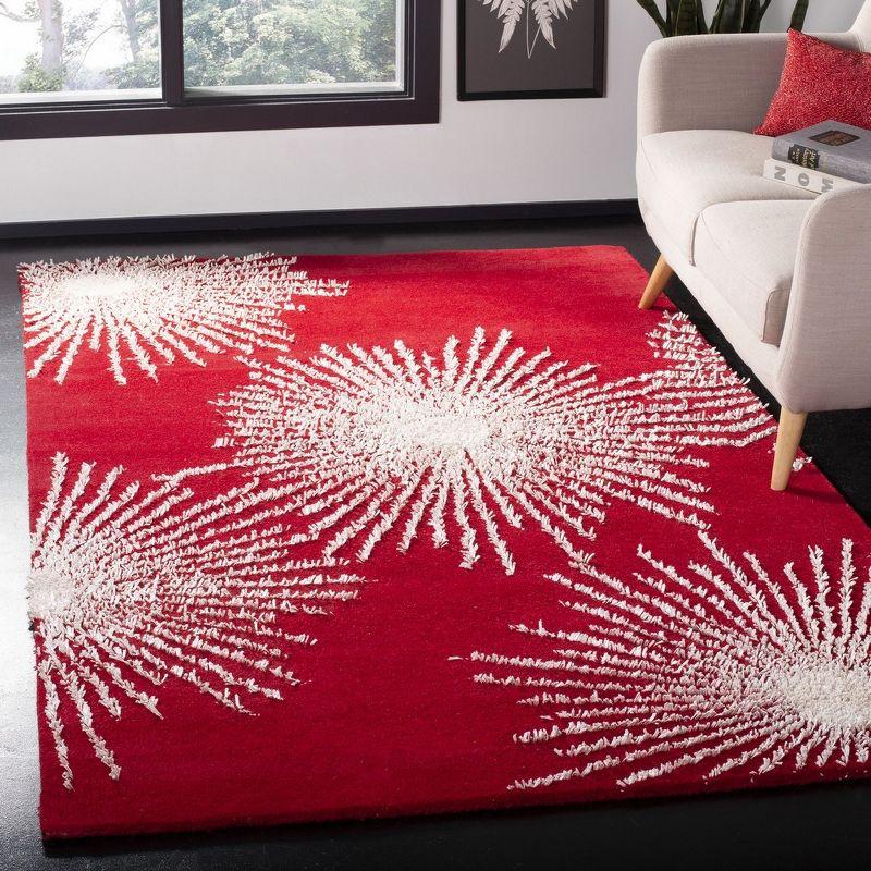 Hand-Tufted Soho Red/Ivory Wool & Viscose 5' x 8' Area Rug