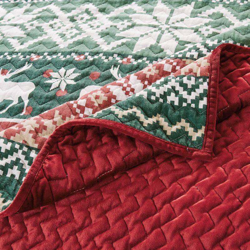 Fair Isle Holiday Quilt Set