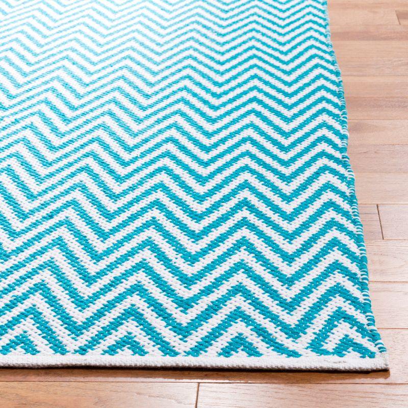 Montauk MTK812 Hand Woven Accent Rug - Turquoise/Ivory - 2'6"x4' - Safavieh.