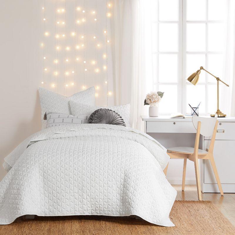 Rowan White Quilt Set- HomThreads by Levtex Home