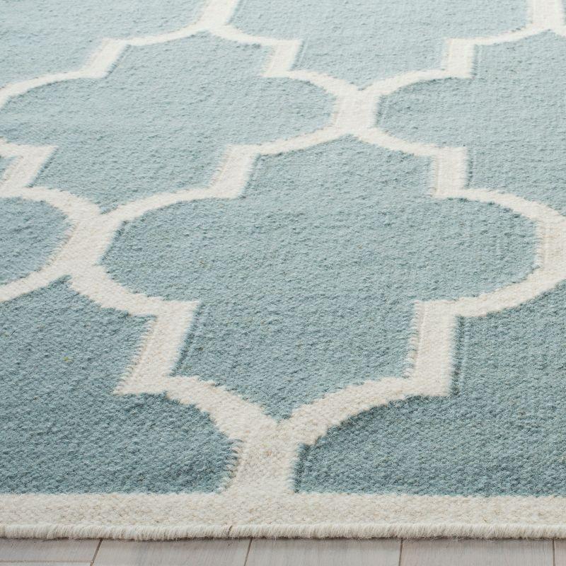 Hand-Woven Light Blue/Ivory Wool Geometric Area Rug - 5' x 8'