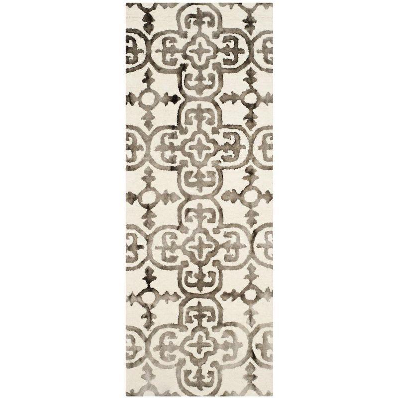 Dip Dye DDY711 Hand Tufted Area Rug  - Safavieh