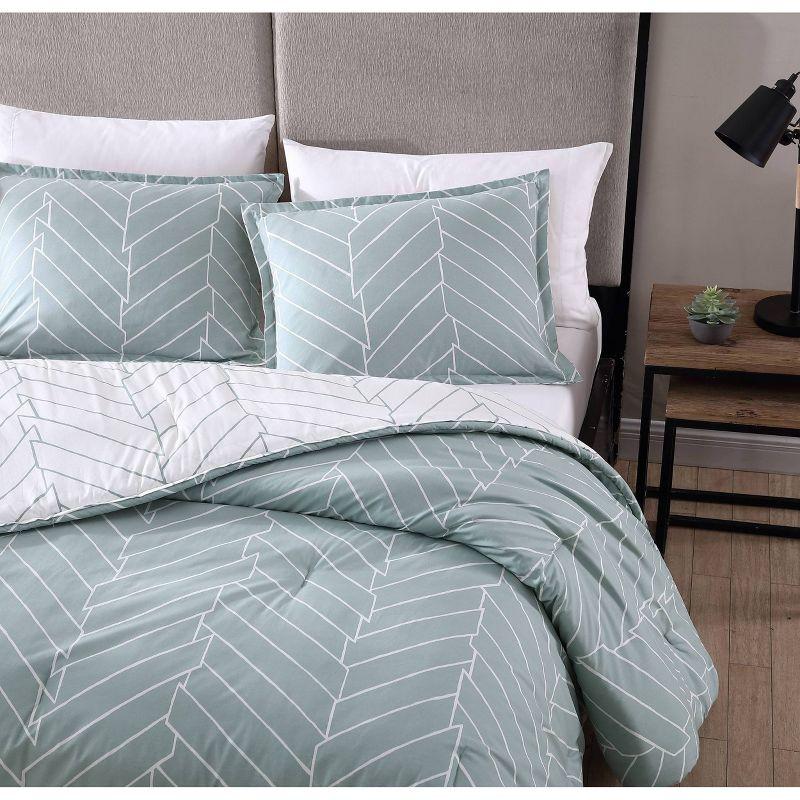 Ceres Reversible Comforter Set