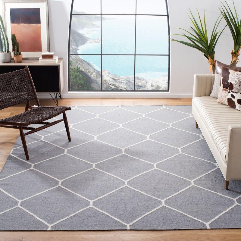 Handwoven Ivory Wool Square Flatweave Rug - 5'x8'