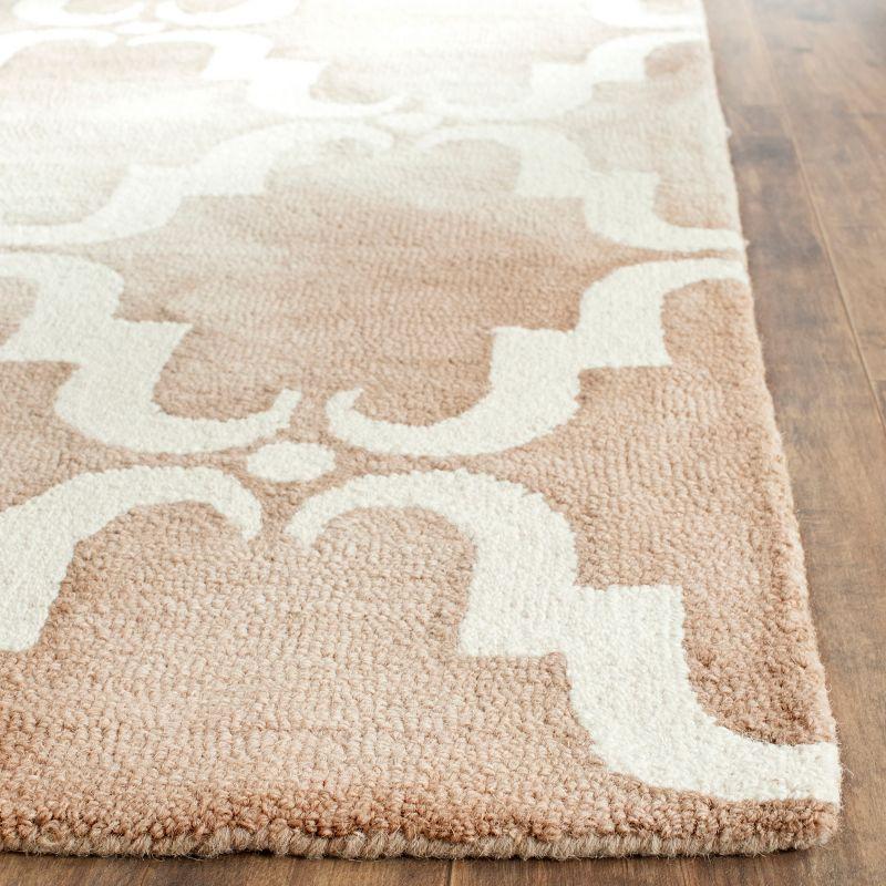 Dip Dye DDY536 Hand Tufted Area Rug  - Safavieh