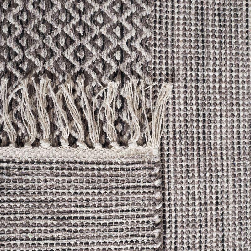 Montauk MTK330 Hand Woven Area Rug - Ivory/Anthracite - 3'x5' - Safavieh.
