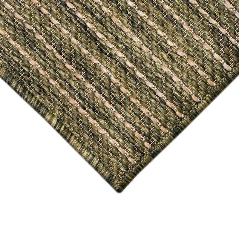 Liora Manne Carmel  Indoor/Outdoor Rug  Green..