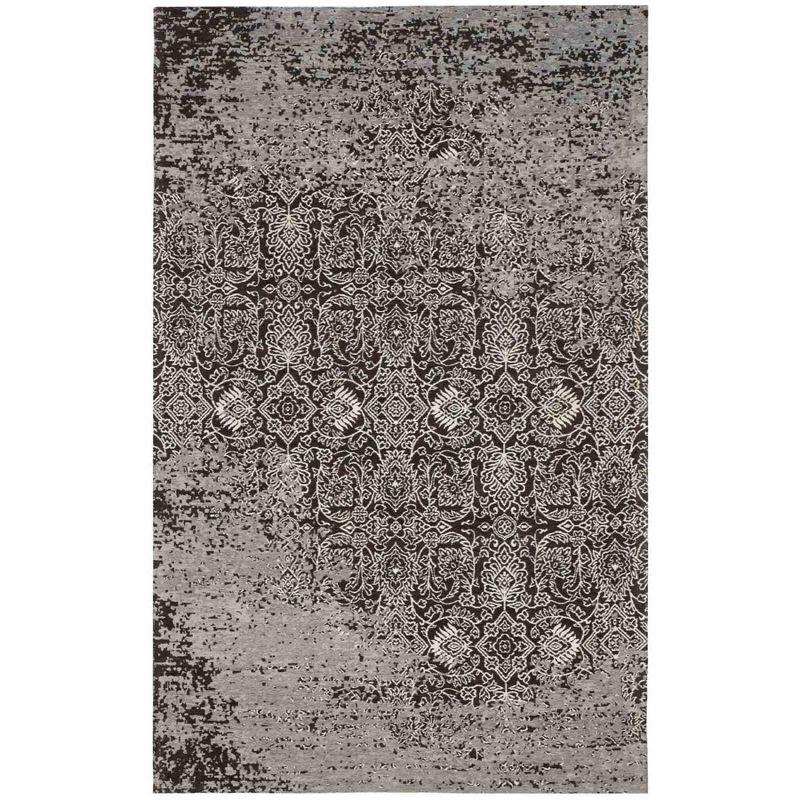 Classic Vintage CLV224 Loomed Indoor Area Rug - Silver/Brown - 4'x6' - Safavieh
