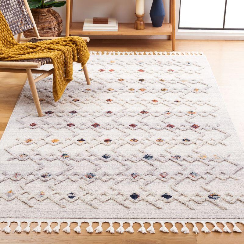 Marrakesh MRK568 Power Loomed Area Rug - Grey/Light Grey - 5'3"x7'6" - Safavieh.