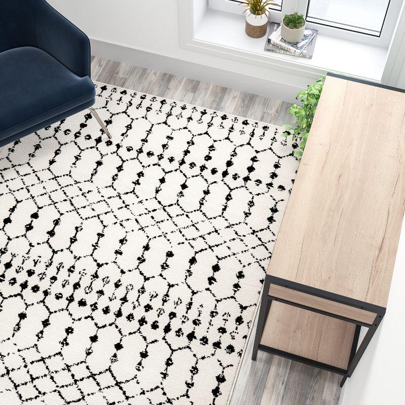 Bohemian Geometric White Synthetic 5' x 7' Area Rug