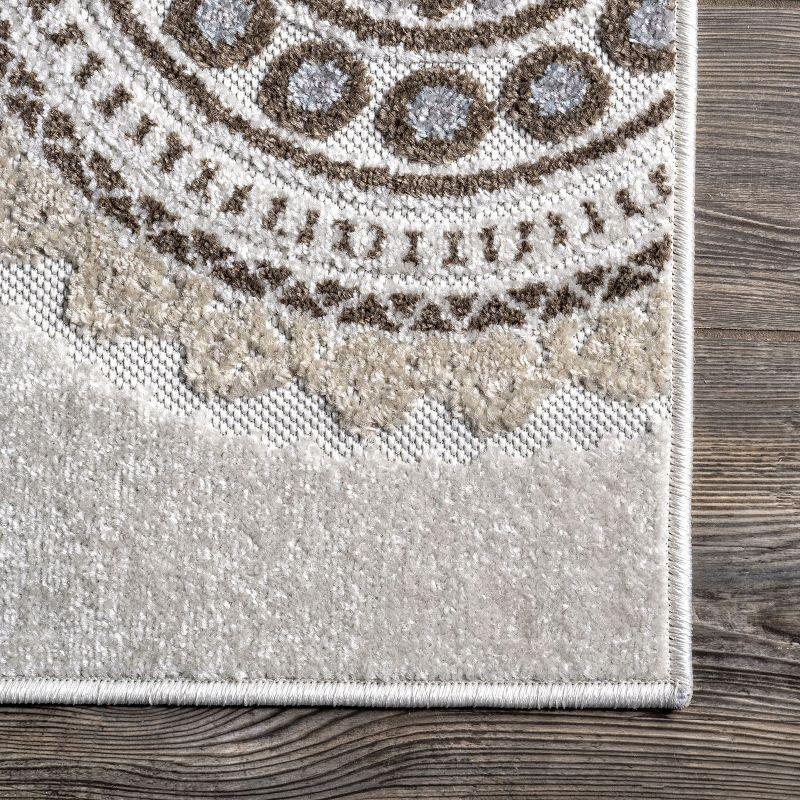 Beige Geometric Indoor/Outdoor Stain-Resistant Area Rug