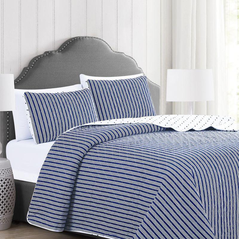 King White and Navy Reversible Microfiber Quilt Set